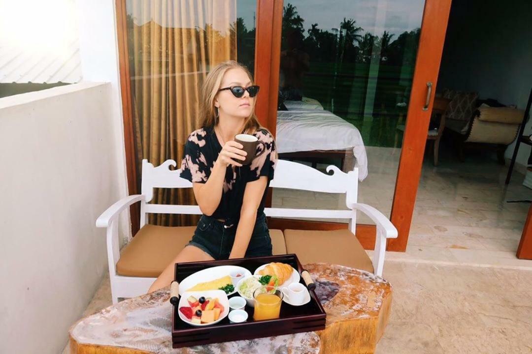 Villa Lotus 8 Canggu Екстериор снимка
